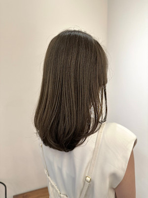 池袋 イルミナカラー 透明感 オリーブベージュ♪