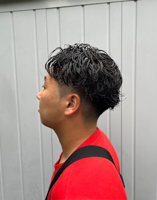 あなたの似合うがわかる！センターパート×ニュアンスパーマ