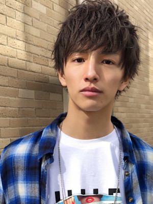 ナチュラルウルフ ショートレイヤー 骨格矯正 福岡 大名