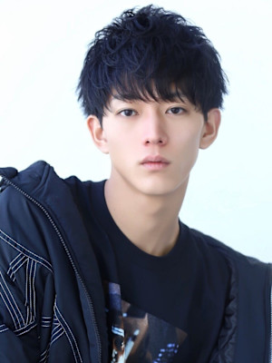 短めナチュラルショート ツーブロック 黒髪 ２ウェイ 