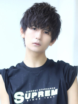 無造作ウルフ黒髪 ラウンドマッシュ クラウドマッシュ 福岡