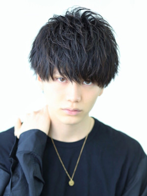 黒髪重め細束マッシュ ラウンドマッシュ ツーブロック 福岡