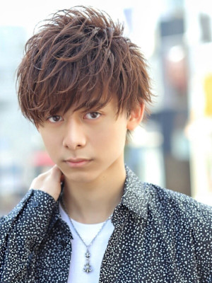 王道平成ウルフヘア Y2K メンズヘア 束感 ショートウルフ