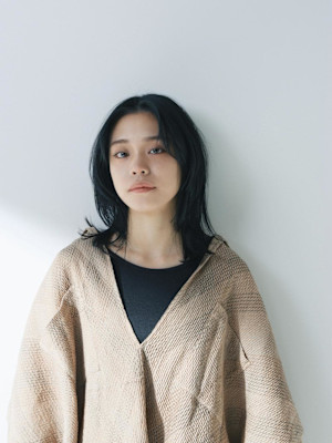 暗髪 透明感ダークグレージュ 【FIRST】鈴木宏子