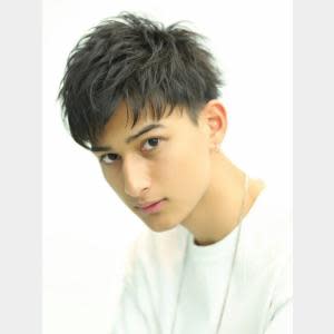 黒髪ビジカジツーブロック ナチュラル刈り上げショート