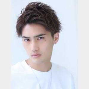 かきあげ ビジネス アップバングツーブロック刈り上げ