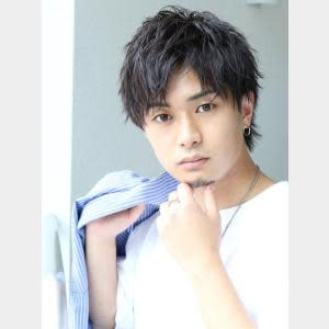 ラフ東ハーフアップショートウルフツーブロック 黒髪 熊本