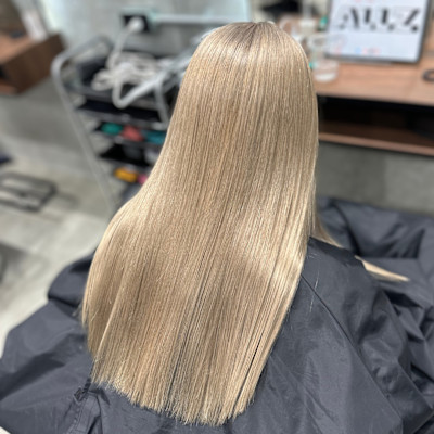 ホワイトミルクティーハイトーンカラーケアカラーケアブリーチ