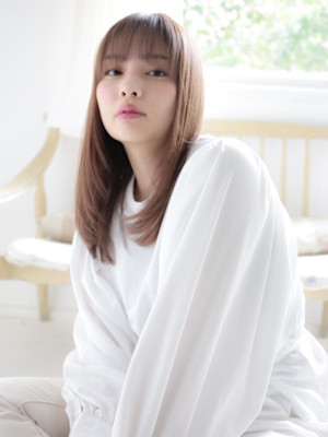 ナチュラルストレート