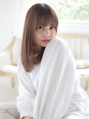 ナチュラルストレート