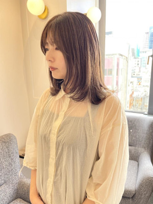 ミディアムレイヤースタイル◎