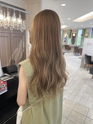 ハイライト　ベージュ