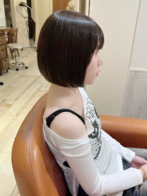 【Ｎｅｏｌｉｖｅｋｕｔａ町田店】切りっぱなしボブ