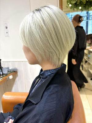 【Neolivekuta】ショート×ホワイトブリーチ