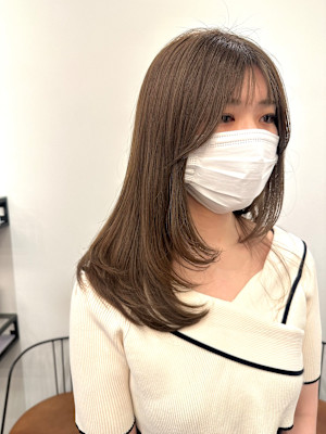 池袋 イルミナカラー 透明感 レイヤー 小顔 アッシュオリー