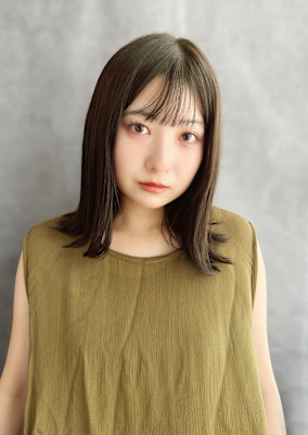 20代30代40代　髪質改善×黒髪外ハネ×シースルーバング