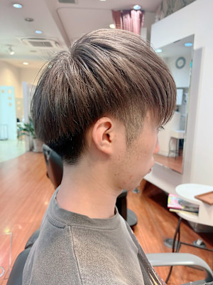 メンズツーブロックマッシュ