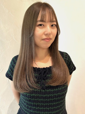 ミルクティーベージュ 20代30代 レイヤーカット 髪質改善