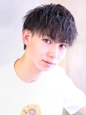 ソフトツイスト　黒髪　ショートバング　簡単　無造作　福岡