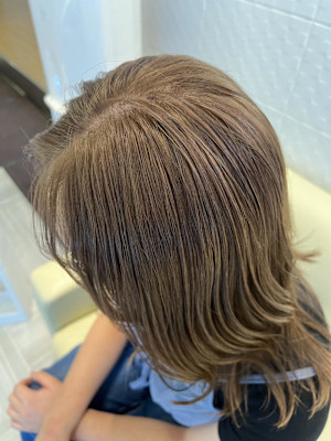 【落合彩香】＊ミルクティーベージュ＊（ブリーチなしＷカラー）