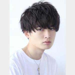 ラフマッシュツーブロック刈り上げ 黒髪熊本通