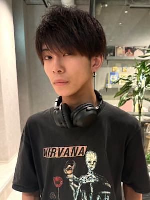メンズカット　ストレート　マッシュヘア　ノーセット風　20代
