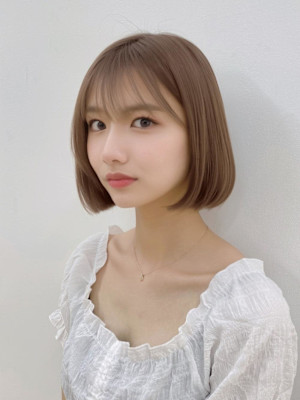 大人可愛いガーリーボブ