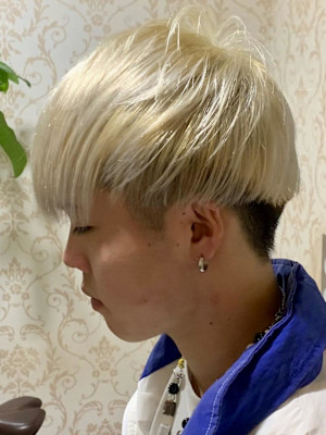 メンズカット/初ブリーチ/ダブルカラー韓国ヘアハイトーン