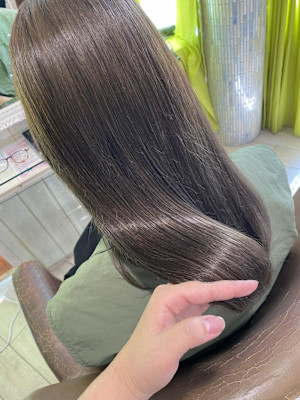 グレージュカラー