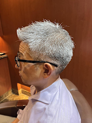 銀座　理容室　ショートスタイル