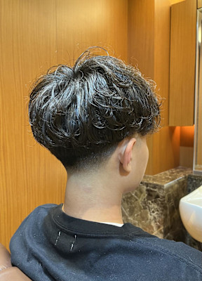 銀座　理容室　メンズパーマ　フェードスタイル