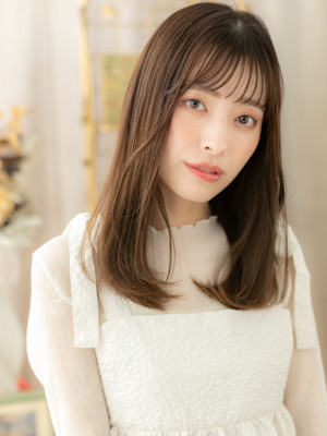 暗髪ココアベージュ小顔サラ艶ロングレイヤー　グレーベージュ