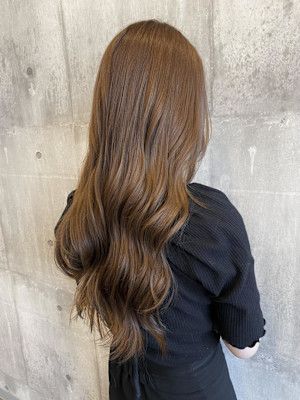 ブラウンカラー