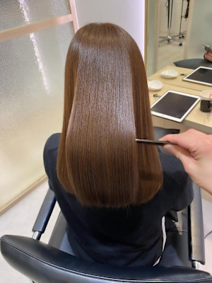 髪質改善ストレート　