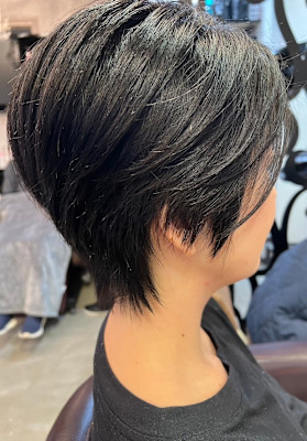【前下がり/ウルフショート】くびレイヤー40代50代