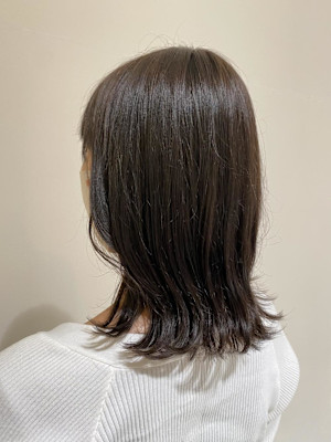 くすみブラウン