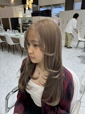 ミルクティーベージュ