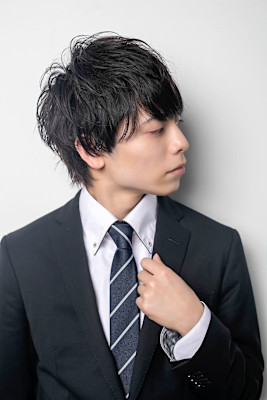 メンズヘアスタイル　メンズヘアカラーメンズパーマ