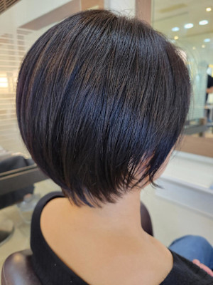 丸みショートボブ、ハンサムショート