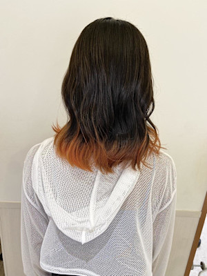 初ブリーチ 裾カラー 《渡辺》