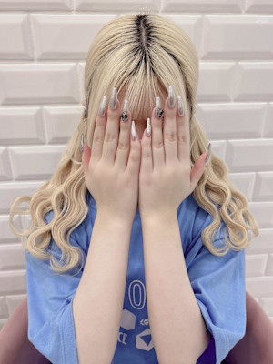 きゅっと巻かれたツインテール＊まゆ