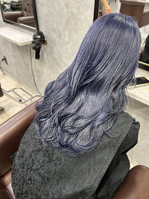 ネイビーブルー