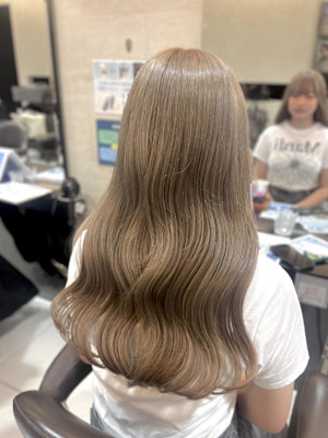 大人ガーリー大人美人透明感ミルクティーベージュカラー