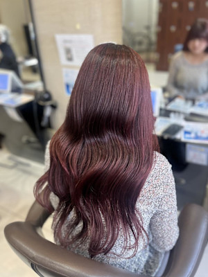 20代大人可愛いチェリーピンクカラー