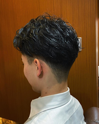 ビジネス　ツーブロックスタイル