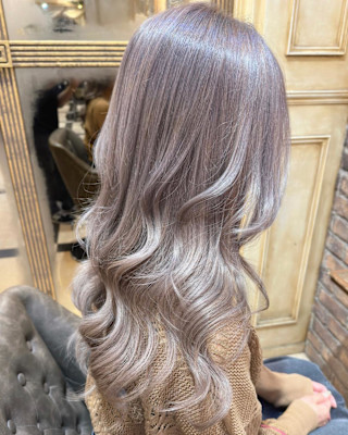 くすみベージュ_ホワイトグレージュ