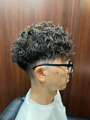 フェードパーマ