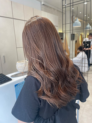 オリーブベージュ ハイライトカラー ×小野ふゆり