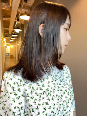 《kitin吉祥寺》ロングレイヤー　ストレートヘア