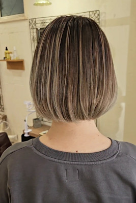 40代50代60代白髪ショートボブ大人美人/髪質改善